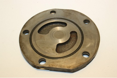 COUVERCLE DE POMPE A HUILE...CITROEN AMI 6 DYANE - Tracauto1950