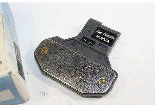 MODULE D'ALLUMAGE RM 21 8003 12V POUR ALTERNATEUR...POUR FIAT PAND...