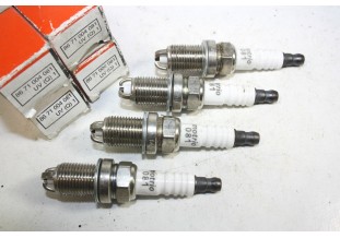 JEU DE 4 BOUGIES MOTRIO 8671004 081...AUDI VW GOLF 3/4 MERCEDES OPE...