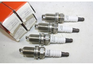 JEU DE 4 BOUGIES MOTRIO 8671004 069...MERCEDES OPEL DAEWO TOYOTA VA...