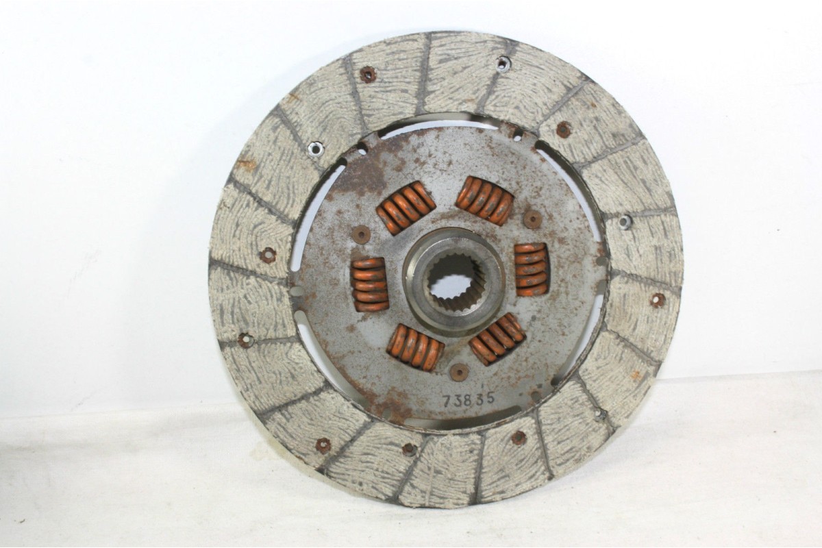 DISQUE D'EMBRAYAGE 23 CANNELURES D/215mm FERODO...POUR PEUGEOT J7 ...