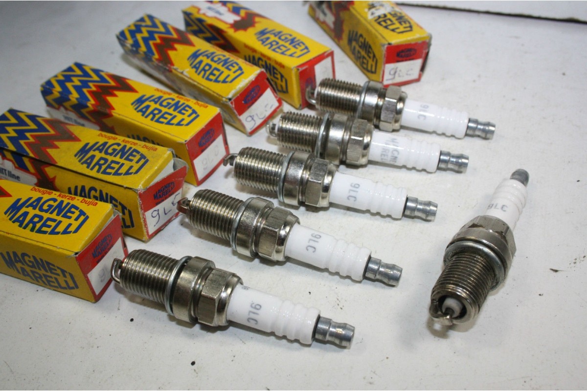 LOT DE 6 BOUGIES MAGNETI MARELLI 9LC...ALPINE A610 3.0 TURBO ALFA 3...