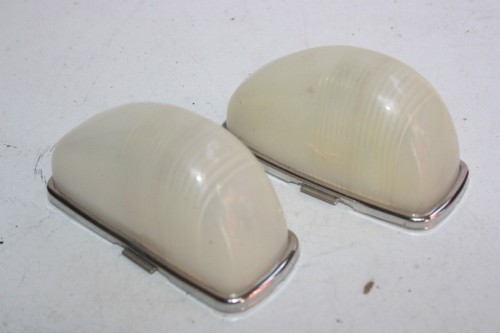 PAIRE DE CABOCHONS DE PLAFONNIER...CITROEN DS - Tracauto1950