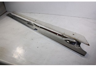 BAGUETTE D'EMBASE DE VITRE ARRIERE GAUCHE...POUR RENAULT R8 R8S R8...