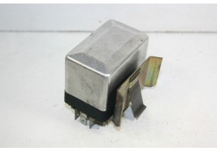 REGULATEUR UHER 6004 14V 70WC20 POUR DYNAMO...AUTOS ANCIENNES VW AU...