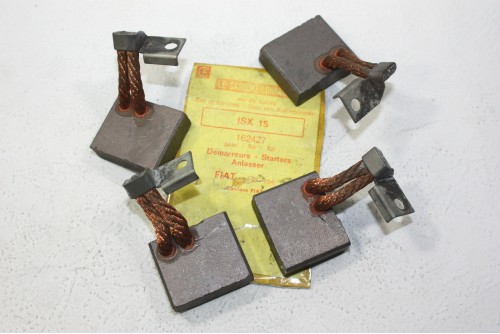 CHARBONS ISX 15 POUR DEMARREUR FIAT...POUR FIAT CAMIONS - Tracauto1950