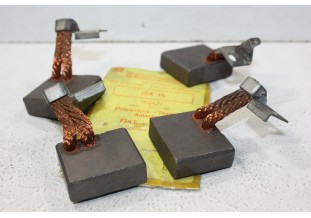 CHARBONS ISX 15 POUR DEMARREUR FIAT...POUR FIAT CAMIONS - Tracauto1950