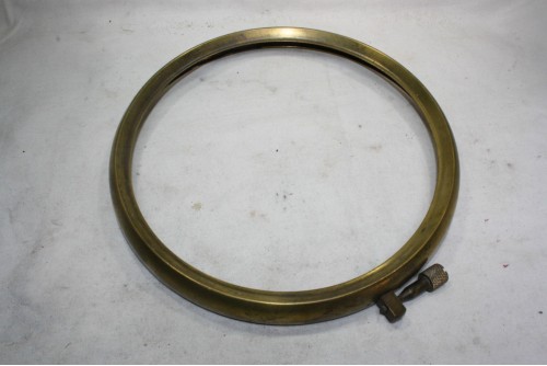 CERCLAGE DE PHARE D/226mm...AUTOS AV GUERRE DELAGE DELAHAYE HOTCHKI...