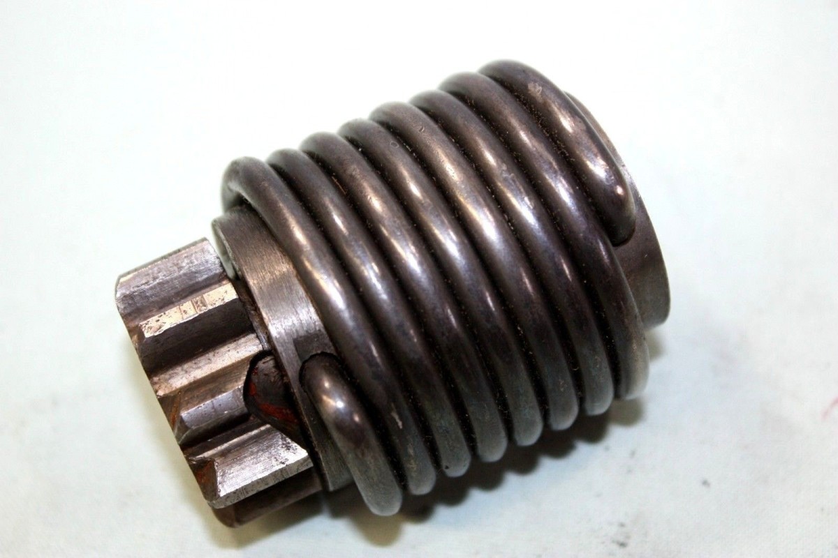 ENSEMBLE  POUR LANCEUR A RESSORT BENADA...CITROEN DELAHAYE HOTCHKIS...