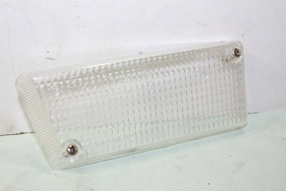 CABOCHON AV DROIT SEIMA 11160...RENAULT R5 Tous TYPES - Tracauto1950