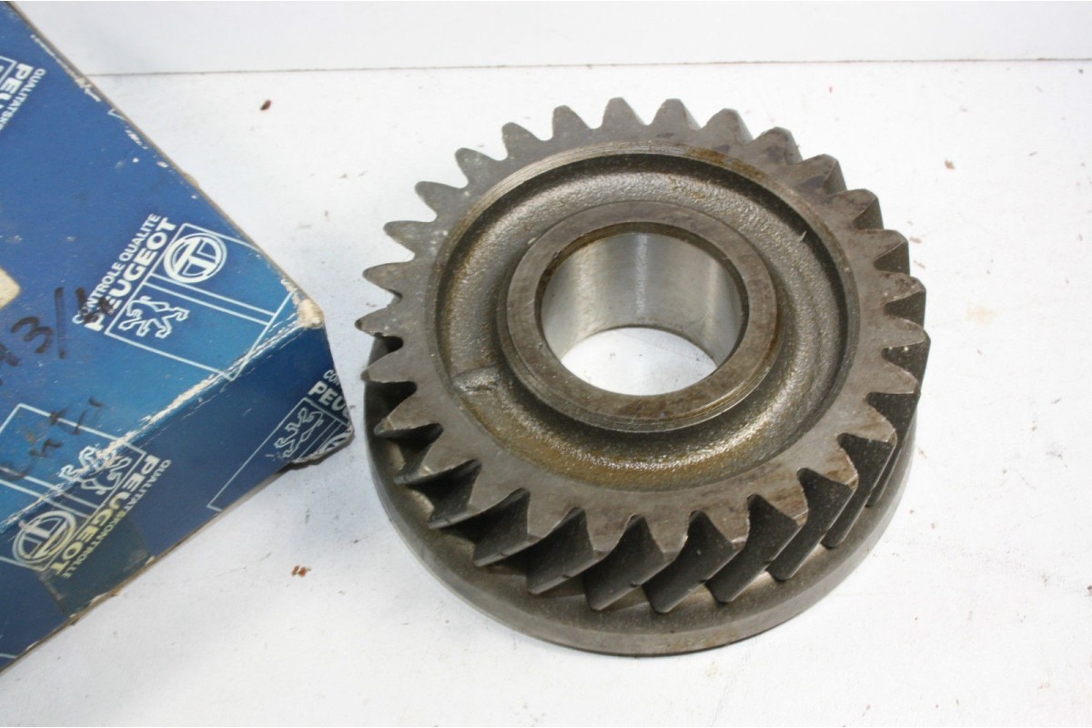 PIGNON DE 2EME POUR BV BE3/4  PEUGEOT 2337-39...PEUGEOT 205 - Traca...