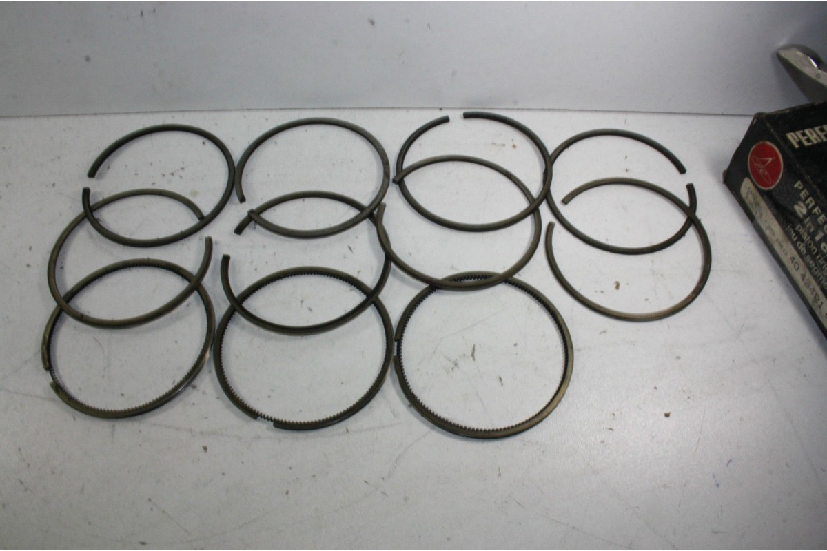 JEU DE SEGMENTS PERFECT CIRCLE D/75mm...CITROEN LN VISA BX GS AX......