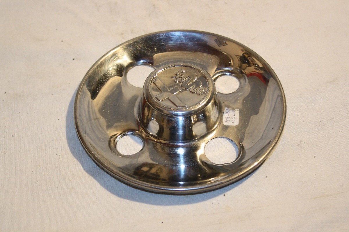 ENJOLIVEUR DE ROUE D/164mm ...ALFA ROMEO ALFETTA GIULETTA - Tracaut...