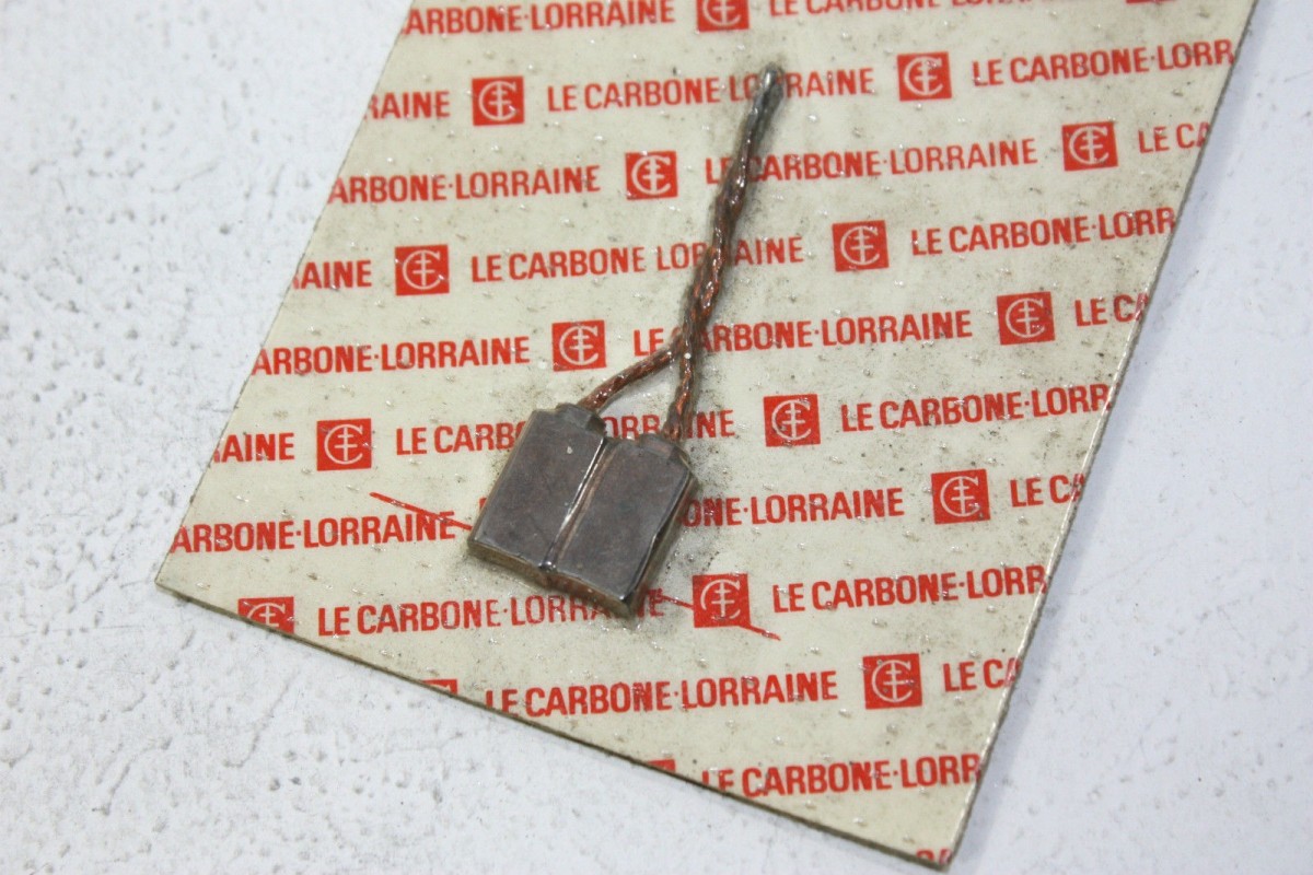 CHARBONS IX 32 POUR ALTERNATEUR FIAT...POUR FIAT 127 128 1300 SL - ...