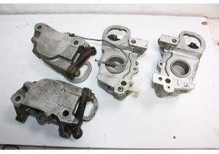 PAIRE D' ETRIERS DE FREINS...RENAULT R4 R5 PEUGEOT 104 204 CITROEN...