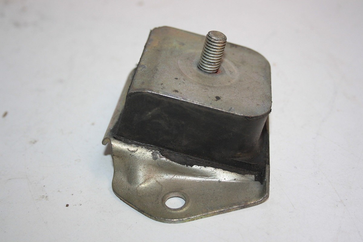 SILENTBLOC SUPPORT MOTEUR NEUF...RENAULT R12 - Tracauto1950