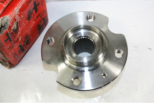 MOYEU DE ROUE AV OU AR?? ALFA ROMEO 60501373...POUR ALFA ROMEO ALFE...