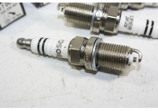 JEU DE 4 BOUGIES BOSCH FR 7DCX+...FORD ESCORT IV CHEVROLET HONDA CI...