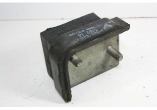SILENTBLOC / SUPPORT DE TRAVERSE ARRIERE GAUCHE PEUGEOT 5152-16...P...
