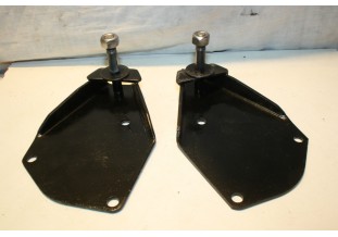 PAIRE DE SUPPORTS D'AMORTISSEURS ARRIERES D/G...CITROEN 2CV AZ AZL...