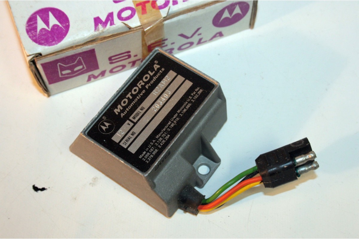 REGULATEUR SEV MOTOROLA R2M2 12V...AMERICANS MOTORS AMC AMX JAVELIN...
