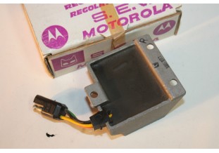 REGULATEUR SEV MOTOROLA R2M2 12V...AMERICANS MOTORS AMC AMX JAVELIN...