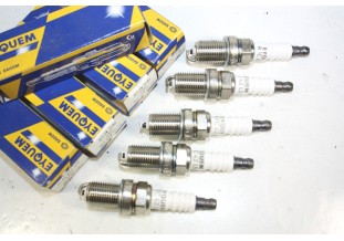 LOT DE 5 BOUGIES EYQUEM RFC 42LS...CITROEN VISA GTI FIAT HONDA LIGI...