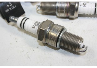 LOT DE 3 BOUGIES BOSCH WR 8DC+...AUTOS MOTOS CAMIONS DIVERS Voir de...