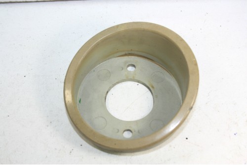 SUPPORT DE FEU CLIGNOTANT COTE GAUCHE...POUR CITROEN 2CV 4/6 ACADIA...