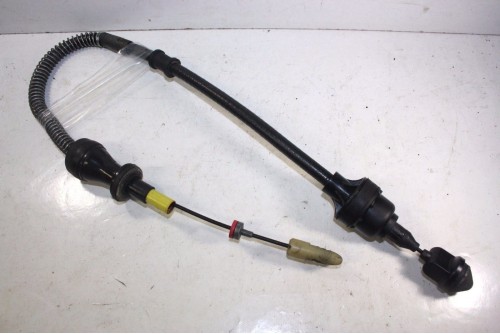CABLE D'EMBRAYAGE L/825mm...POUR SAAB 900 II 2.3 SE CABRIOLET - Tr...