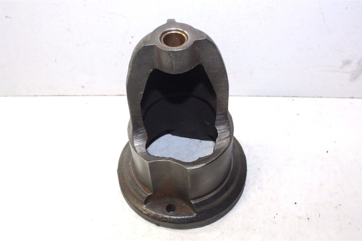 NEZ DE DEMARREUR CITROEN LJ 56 D/82,5mm...CITROEN U23 H moteur 11-M...