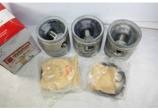 LOT DE 3 PISTONS PERKINS D/75,5mm...CAMIONS UTILITAIRES TRACTEURS -...