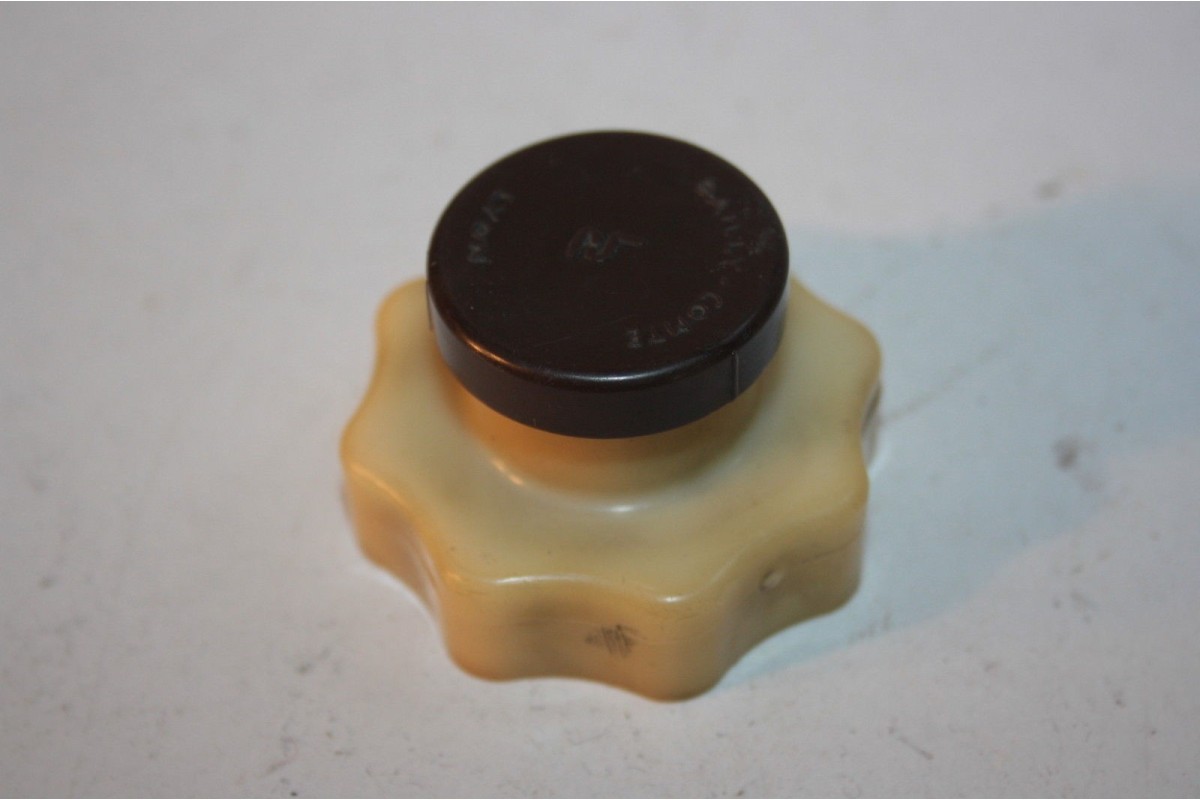 BOUCHON DE VASE D' EXPENSION PJ...RENAULT PEUGEOT CITROEN SIMCA - ...