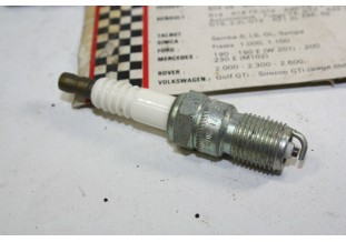 JEU DE 4 BOUGIES FIRESTONE F33TLP...RENAULT R14 R18 CITROEN LNA  PE...