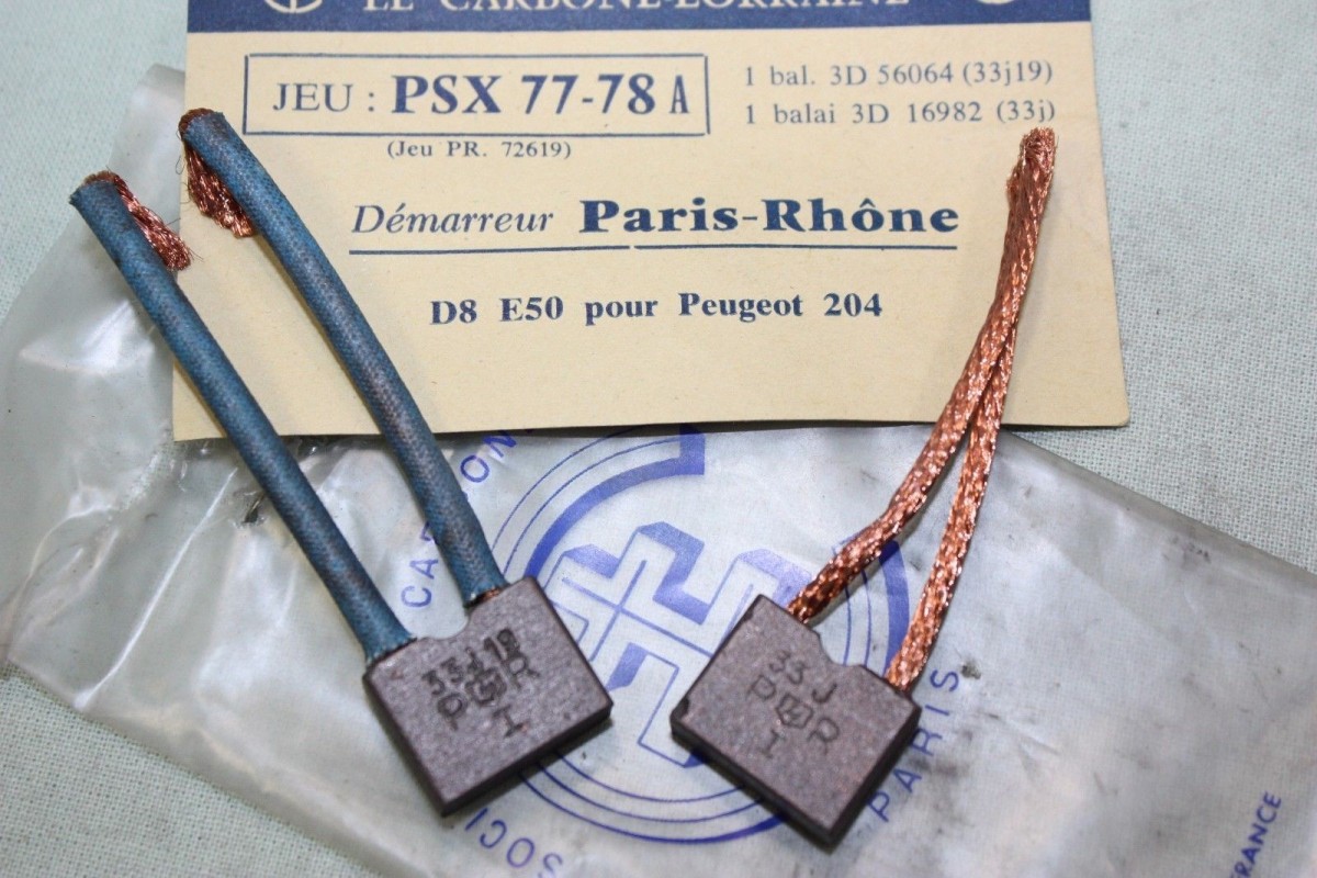 CHARBONS PSX 77-78A POUR DEMARREUR PARIS RHONE..POUR PEUGEOT 204 - ...