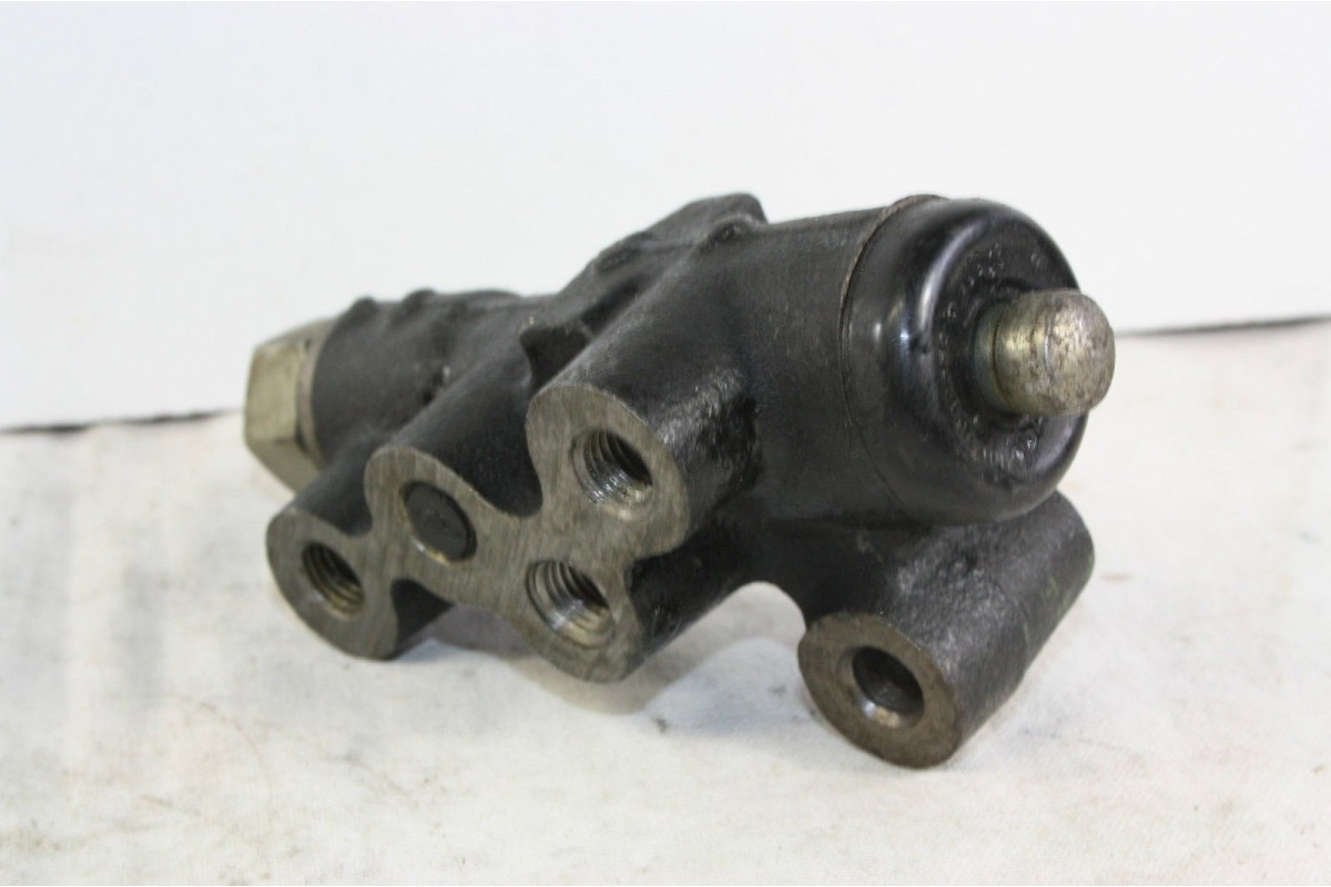 REPARTITEUR DE FREIN 2108 - 05120521...LADA SAMARA - Tracauto1950