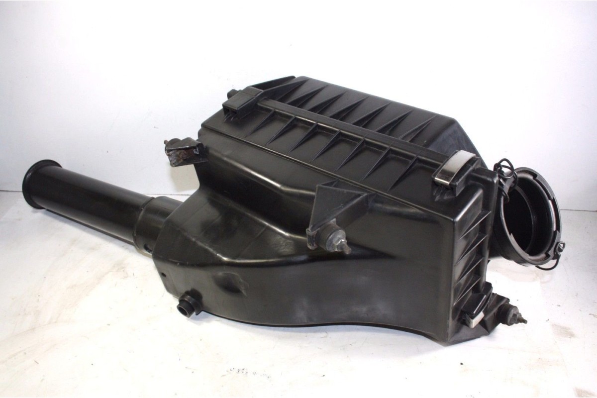 BOITIER DE FILTRE A AIR SAAB 4235214...POUR SAAB 900 II 2.3 SE CABR...