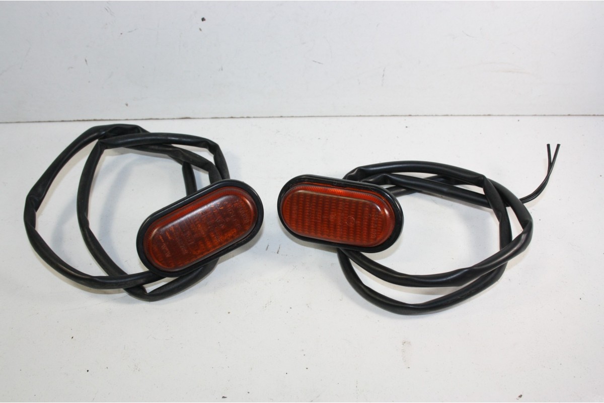 PAIRE DE FEUX D'AILE D/G SIDLER 0142789...RENAULT MEGANE SCENIC PH...