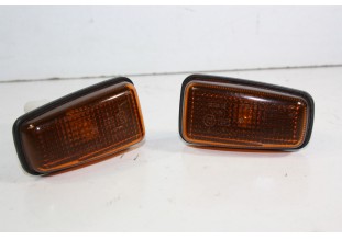 UNE PAIRE DE FEUX D'AILE D/G AXO 3307...PEUGEOT 106 306 CITROEN SA...
