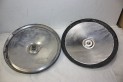 LOT DE 2 ENJOLIVEURS DE ROUE D/280mm...PEUGEOT 404 - Tracauto1950