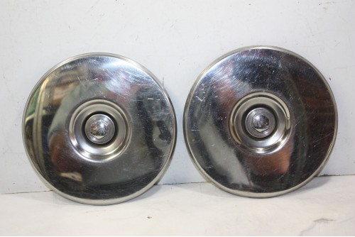 LOT DE 2 ENJOLIVEURS DE ROUE D/175mm...PEUGEOT 104 204 304 - Tracau...