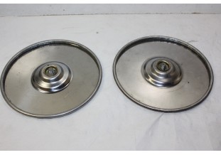 LOT DE 2 ENJOLIVEURS DE ROUE D/175mm...PEUGEOT 104 204 304 - Tracau...