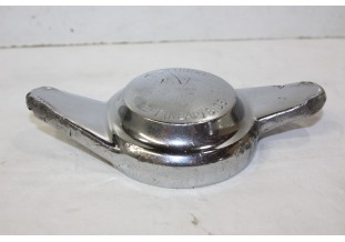 ECROU PAPILLON DE ROUE A RAYON COTE GAUCHE...JAGUAR TRIUMPH - Traca...