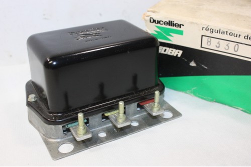 REGULATEUR DUCELLIER 8330A 12V...SIMCA 900 1000 4/5cv - Tracauto1950