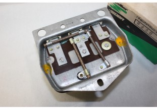 REGULATEUR DUCELLIER 8330A 12V...SIMCA 900 1000 4/5cv - Tracauto1950