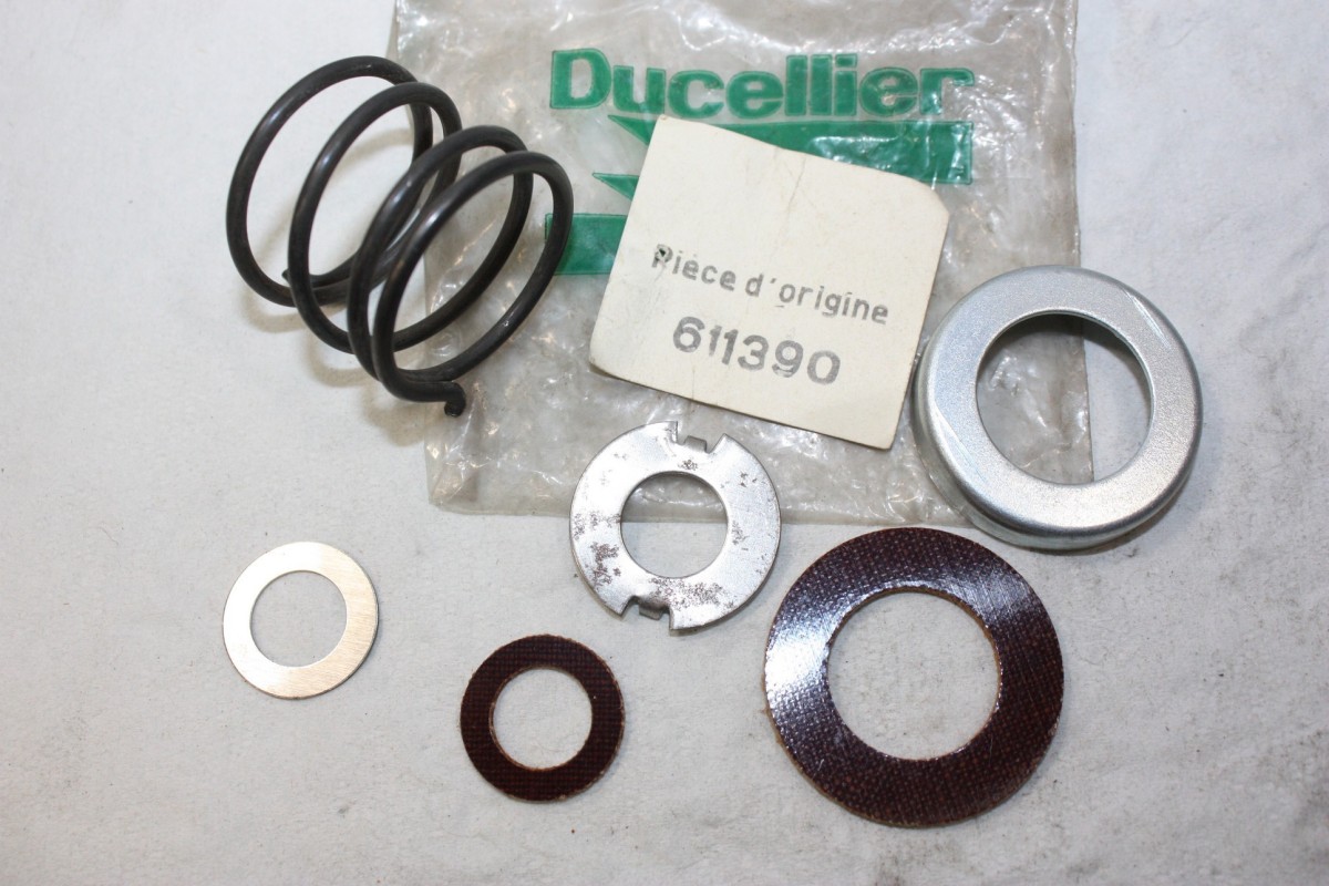 KIT DE PIECES DE REPARATION 611390 POUR DEMARREUR DUCELLIER...AUTOS...