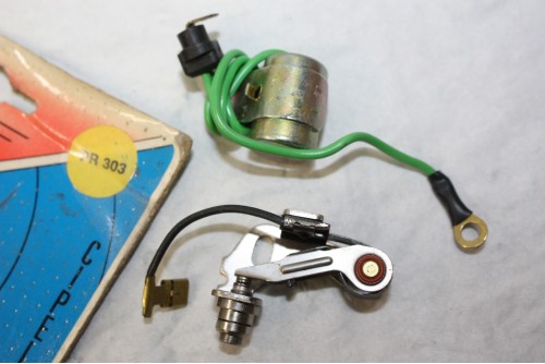 KIT RUPTEURS/CONDENSATEUR PR 303 POUR ALLUMEUR PARIS-RHONE...204 30...