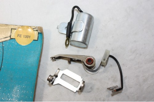 KIT RUPTEURS/CONDENSATEUR FE 1301 POUR ALLUMEUR FEMSA...R14 GTS - T...