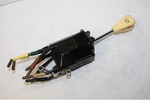 COMMODO D'ECLAIRAGE/KLAXON GELBON 12V...CITROEN AMI 6 aprés 09/196...