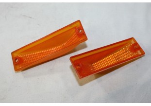 PAIRE DE CABOCHONS DE FEUX CLIGNOTANT KOITO 21441790...MAZDA 323